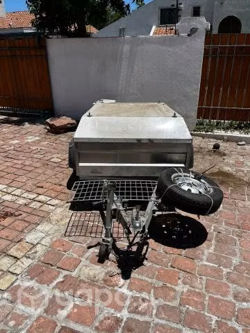Excelente carro de arrastre 900 lts / 750 kg carga
