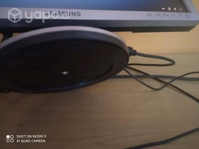 Monitor de computador SAMSUNG SyncMaster 20"