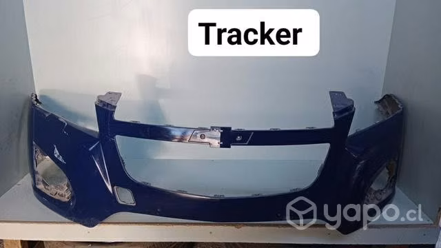 Parachoque chevrolet tracker dmg repuestos 29.92