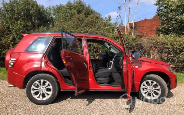 Suzuki grand nomade 2014