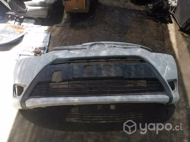Parachoque delantero toyota yaris 2014-2017 orig