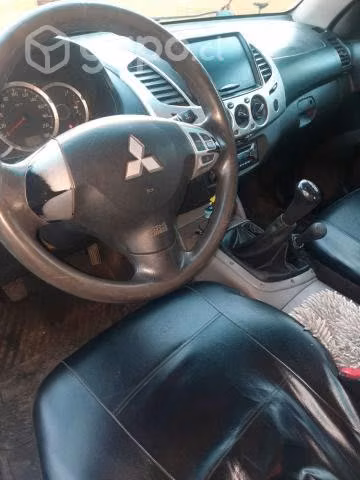Mitsubishi l200 2015 - Imagen 4