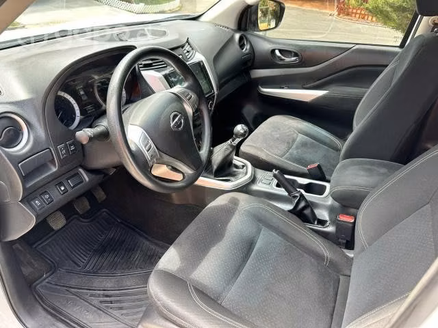 Nissan np300 2021 4x4