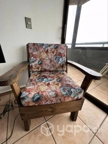 Mesa + 6 sillas + 2 sítiales