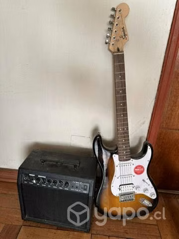 Guitarra Fender Squier + Amplificador