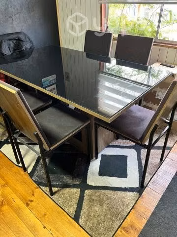 Juego de comedor 6 - Mesa Natal Legno Fundí. Usado
