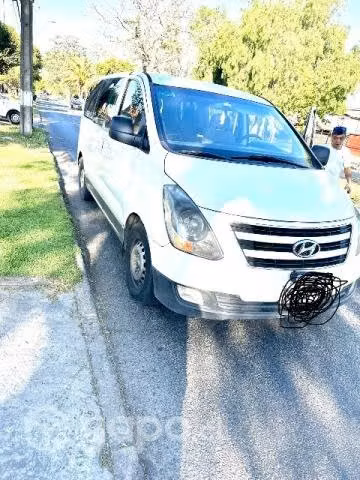 Hyundai h1 2018 en muy buen estado