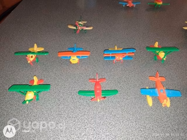 Colección de aviones ochenteros