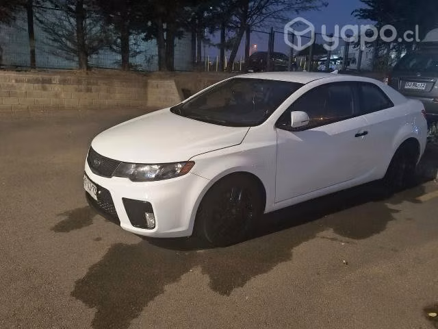 Kia koup, año 2011 automático pantalla android