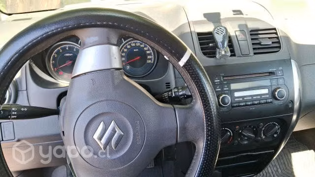Vendo Suzuki SX4 GLX Sport Hachtback 1.6 - Imagen 3