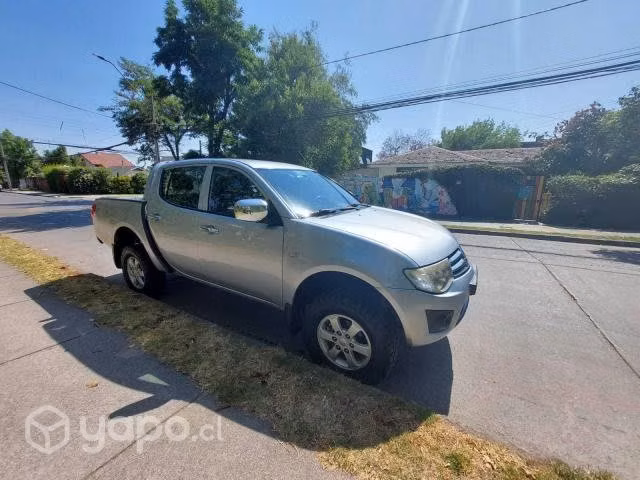 Mitsubishi l200 2015 - Imagen 4