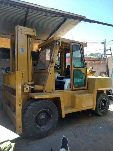 Grúa Horquilla Komatsu HALLA 2000 7 Toneladas