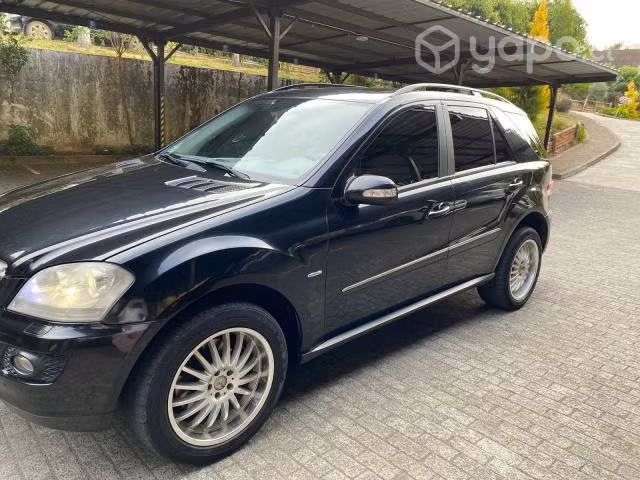 Mercedes Benz ML500 2007 V8 AMG