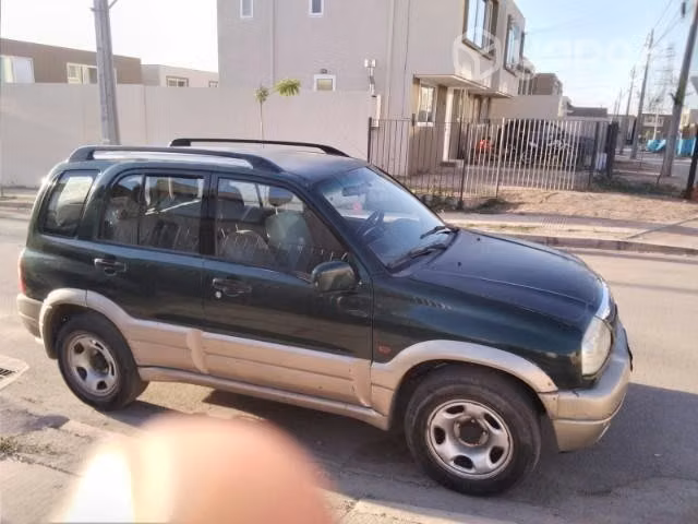 Suzuki grand nomade 2001