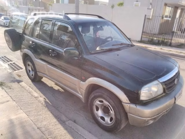 Suzuki grand nomade 2001