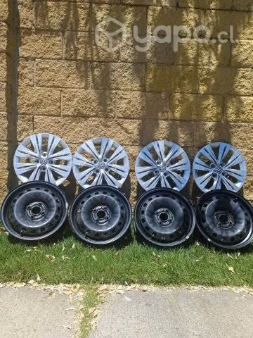 Llantas aro 15 con tapas y pernos