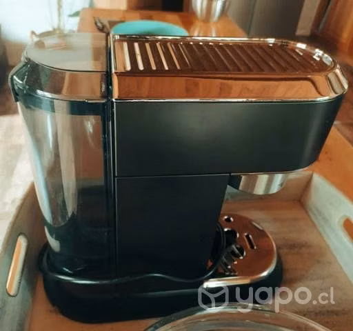 Cafetera delonghi dedica color negro