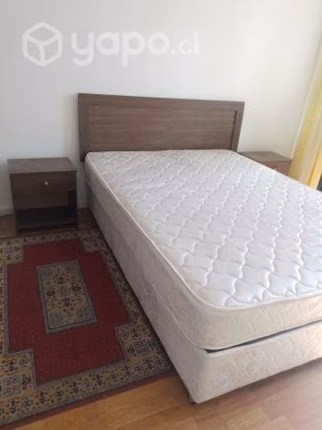 Cama de 2 plazas 2 veladorescon colchon nuevo incl