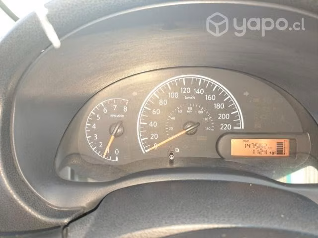 Nissan versa 2016