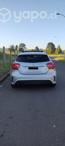 Mercedes benz a200 2015