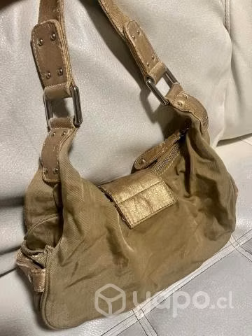 Cartera Guess Dorada Buen Estado - Imagen 3