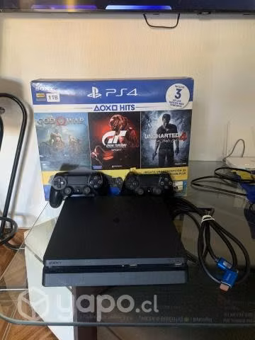 PlayStation 4 (PS4) 1TB