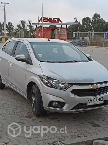 Chevrolet onix 1.4 año 2018 . Full