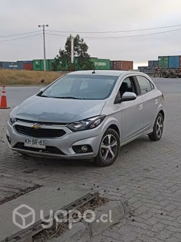 Chevrolet onix 1.4 año 2018 . Full