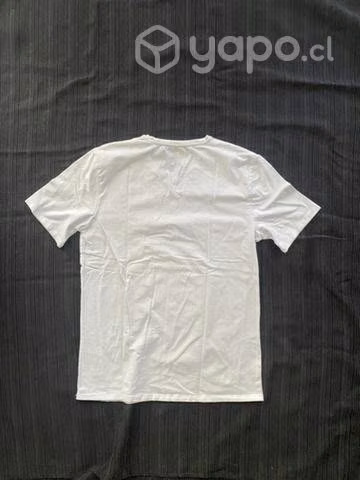 Polera Mota talla L. Cuello V - Imagen 2