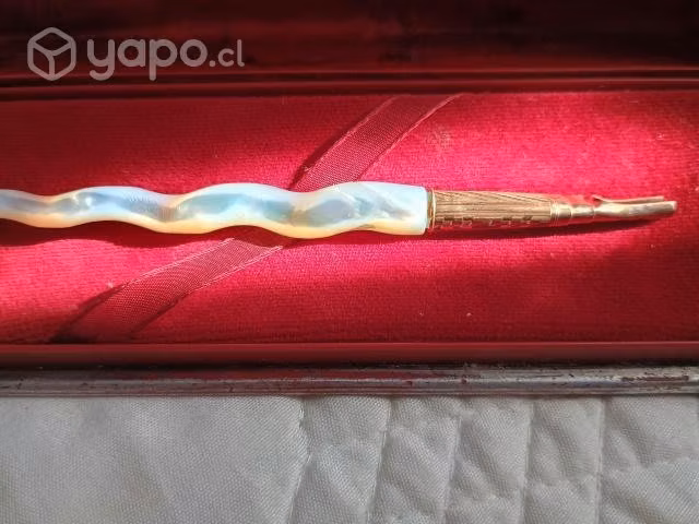 Pluma antigua