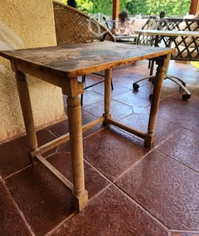 Mesa madera 50 cm alt. 60 ancho