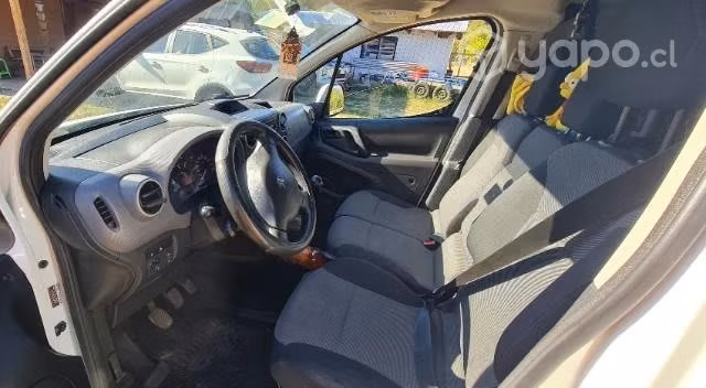PEUGEOT PARTNER, año 2019 - Imagen 2