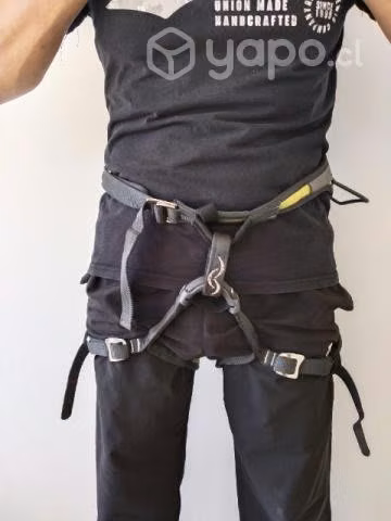Arnés de escalada deportiva.