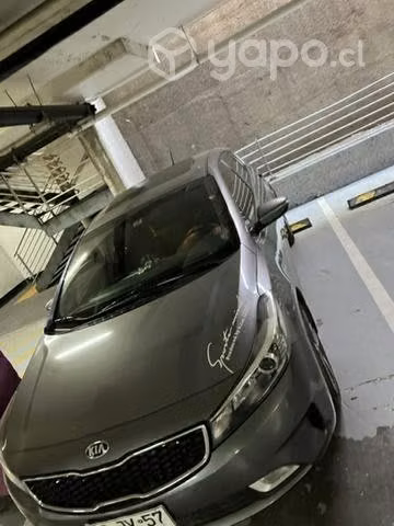 Kia cerato 5 top de línea