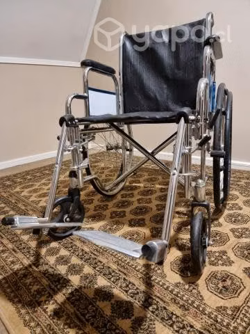 Silla de ruedas traumatológica