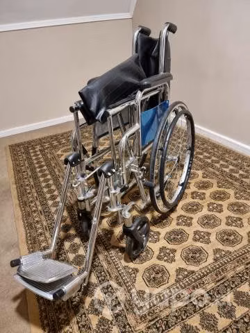 Silla de ruedas traumatológica