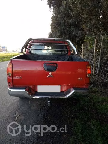 Mitsubishi L200 2015