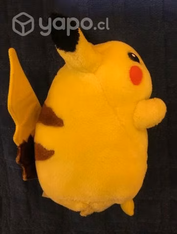 Peluche pokemon pikachu hasbro 1998