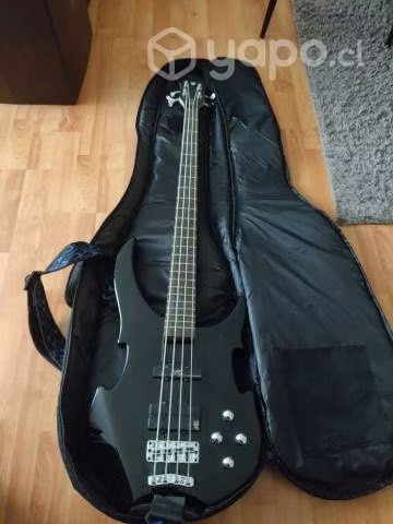 Bajo Warwick Vampyre 4