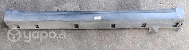 Moldura cubre Zócalo Exterior Izquierdo