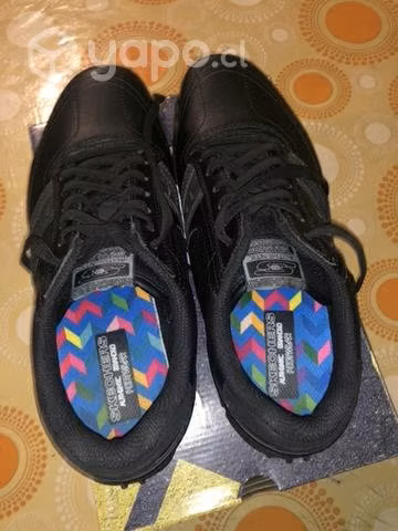 Zapatos escolares