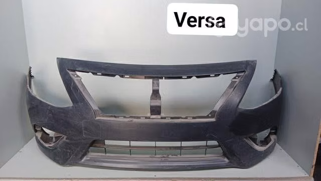 Parachoque nissan versa dmg repuestos 19.09