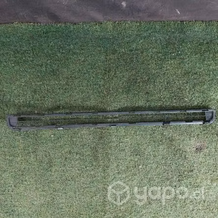 Rejilla de parachoque toyota rav