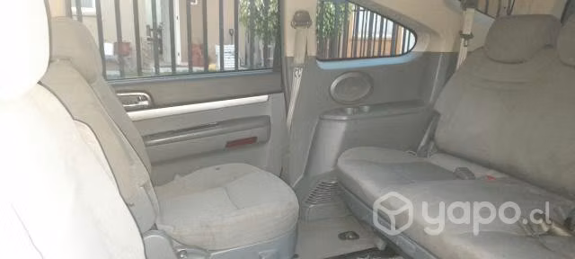 Ssangyong stavic 2011