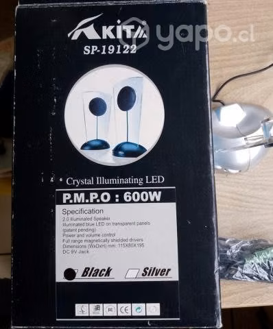 Parlantes Akita