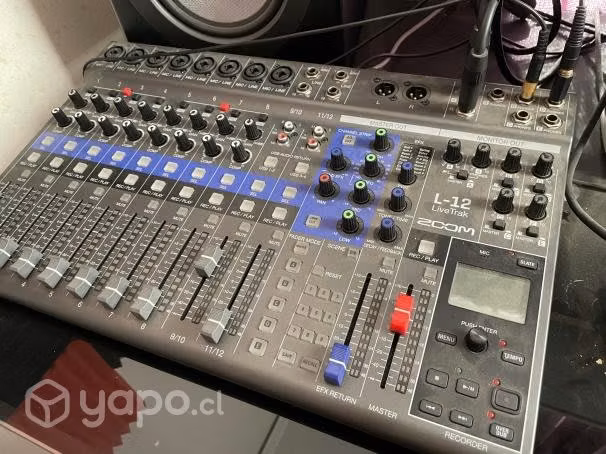 Mesa de audio digital e interfaz Zoom L12 - Imagen 2