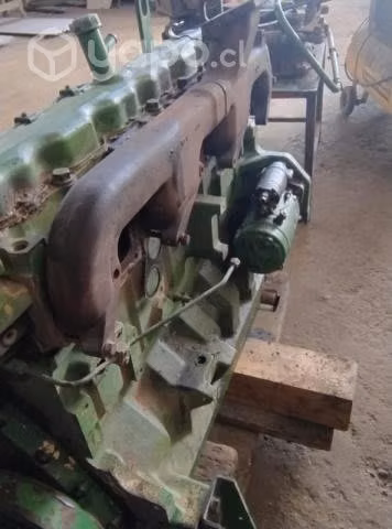 Repuestos motor cosechera 2066 John Deere