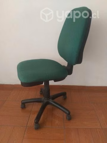 Silla escritorio acolchada Regulable sin detalles