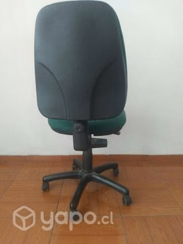 Silla escritorio acolchada Regulable sin detalles