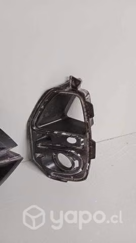 Moldura tapa neblinero kia sportage dmg la ciste35